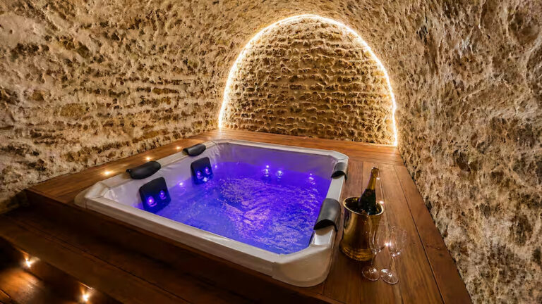 Jacuzzi